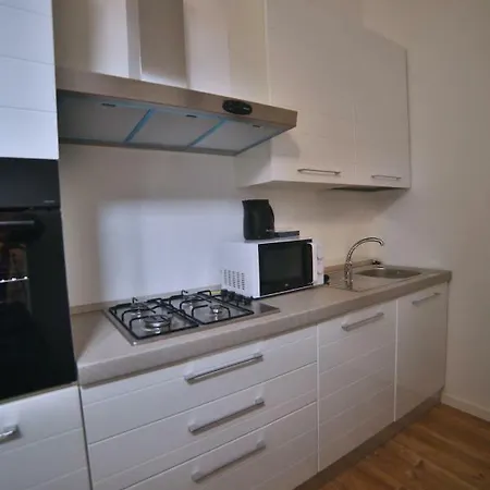 Apartman Garibaldi Fifty Attic Near Duomo *